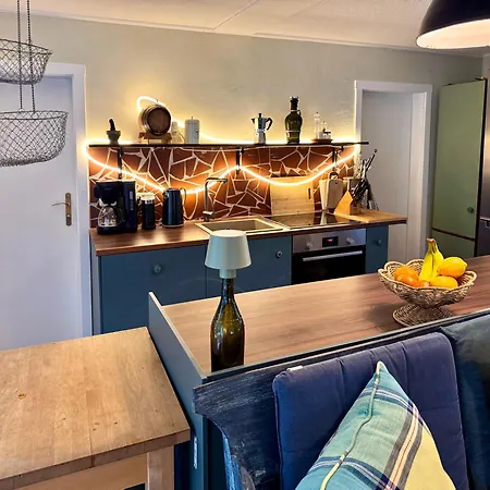 Liebenswertes Sommerhaus In Seenaehe بيت للعطل باد سارو