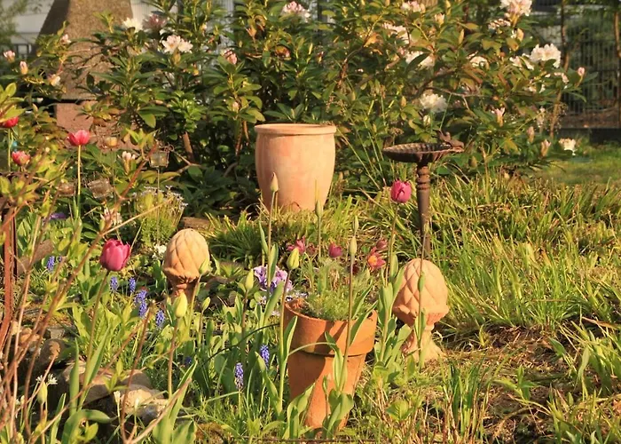 Liebenswertes Sommerhaus In Seenaehe *