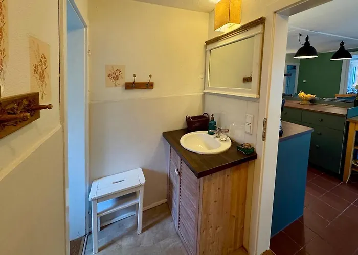 Liebenswertes Sommerhaus In Seenaehe * Бад-Заров