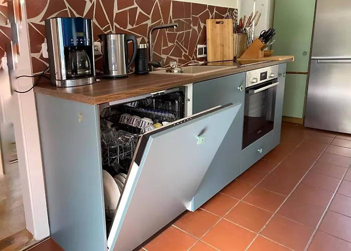 Дом отдыха Liebenswertes Sommerhaus In Seenaehe